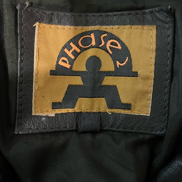Phase 2 Men’s leather jacket - Picture 9 of 9